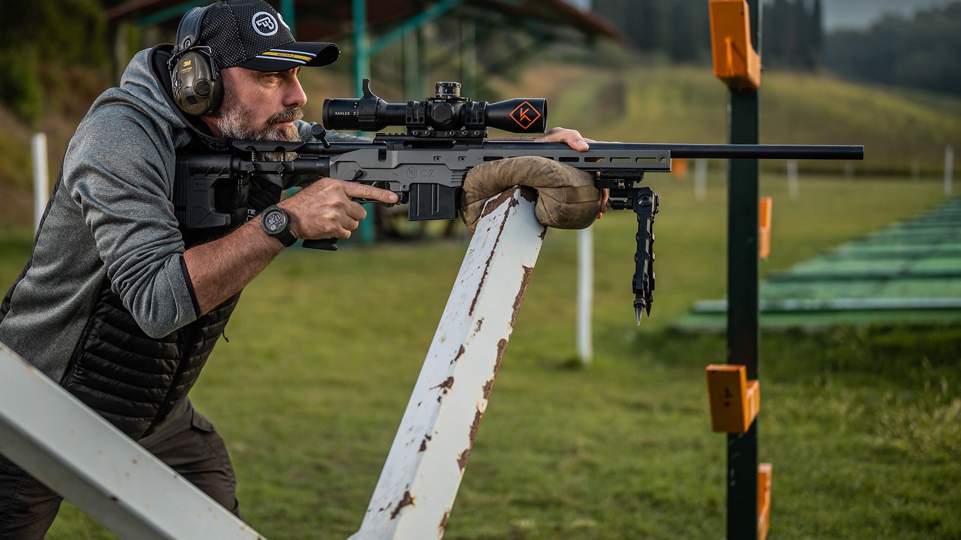 __CZ__ **600+ MDT GREY**