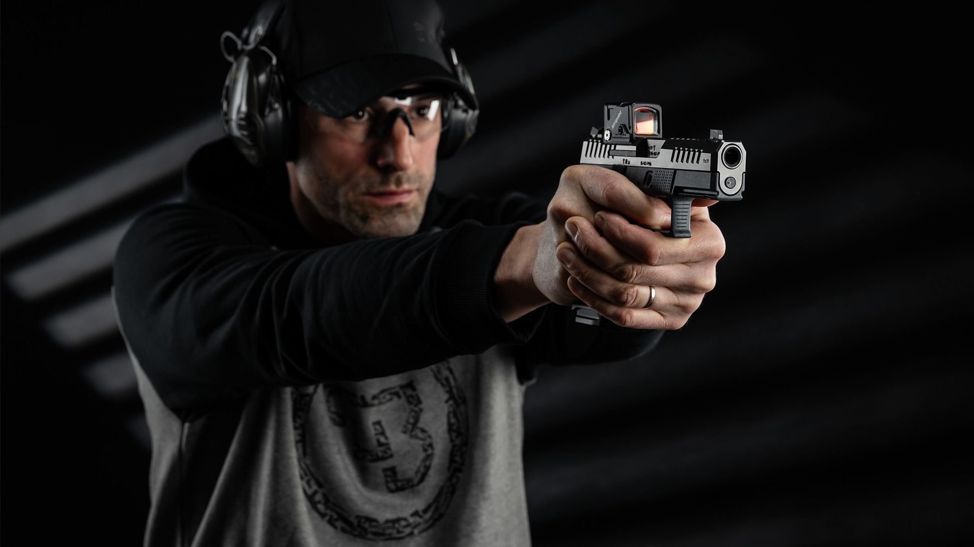 __CZ__ **P-10 C PORTED COA**