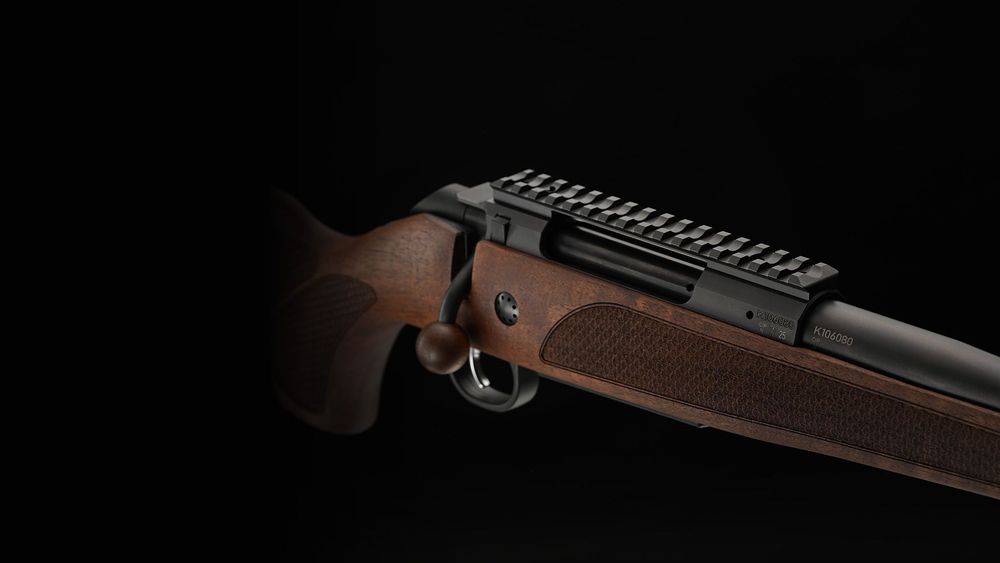 Steel receiver with Remington-style mounting interface